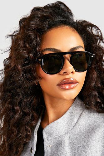 Womens Frame Aviator Sunglasses - One Size - boohoo - Modalova