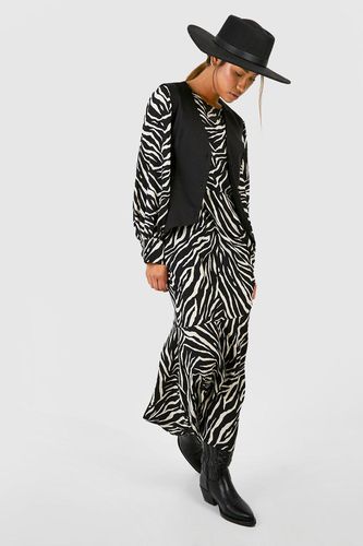 Womens Ruffle Hem Zebra Midaxi Smock Dress - - 10 - boohoo - Modalova