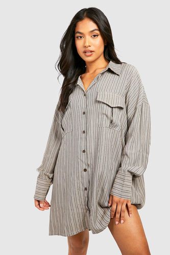 Womens Petite Stripe Pocket Detail Oversized Shirt Dress - - 10 - boohoo - Modalova
