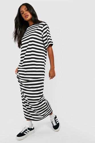 Womens Oversized Striped T-shirt Maxi Dress - - 10 - boohoo - Modalova