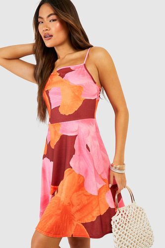 Womens Abstract Floral Printed Swing Dress - - 6 - boohoo - Modalova