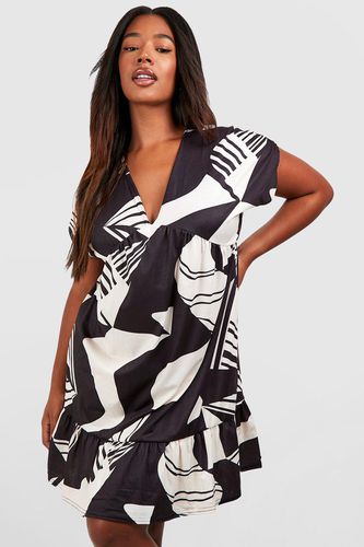 Womens Plus Abstract Printed Jersey Smock Dress - - 18 - boohoo - Modalova