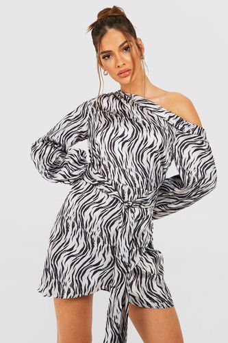 Womens Zebra Wrap Mini Dress - - 10 - boohoo - Modalova
