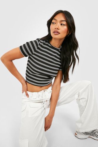 Womens Stripe Knitted Crop T-shirt - - 12 - boohoo - Modalova