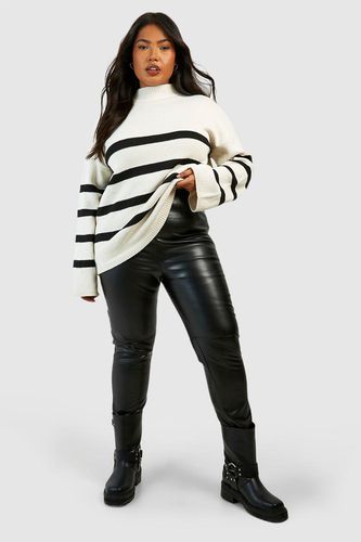 Womens Plus Leather Look Seamed Skinny Trousers - - 16 - boohoo - Modalova