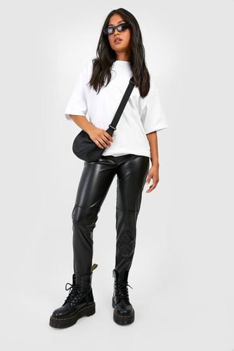 Womens Petite Leather Look Seamed Skinny Trousers - - 16 - boohoo - Modalova
