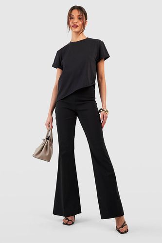 Womens Super Stretch Fit & Flare Tailored Trouser - - 14 - boohoo - Modalova