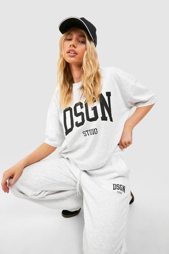 Womens Dsgn Studio Collegiate Slogan T-shirt And Jogger Set - - L - boohoo - Modalova