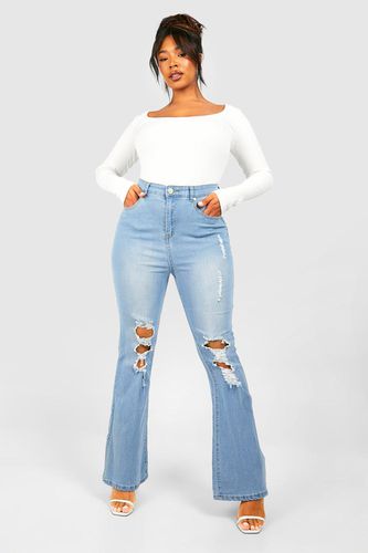 Womens Plus High Waisted Split Detail Flare Jeans - - 22 - boohoo - Modalova