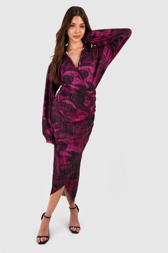 Womens Abstract Plisse Wrap Midi Dress - - 12 - boohoo - Modalova