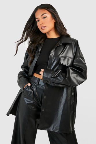 Womens Petite Faux Leather Oversized Shacket - - 14 - boohoo - Modalova