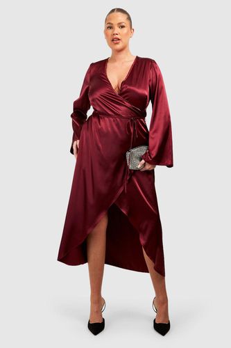 Womens Plus Satin Flared Sleeve Wrap Midi Dress - 18 - boohoo - Modalova