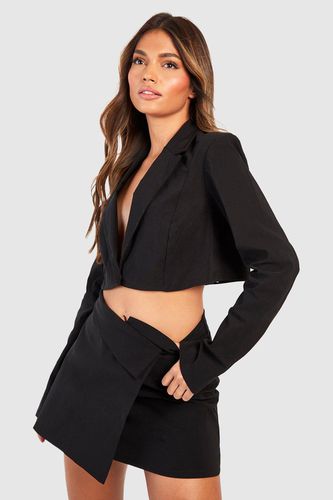 Womens Boxy Cropped Blazer & Waist Detail Mini Skirt - - 10 - boohoo - Modalova