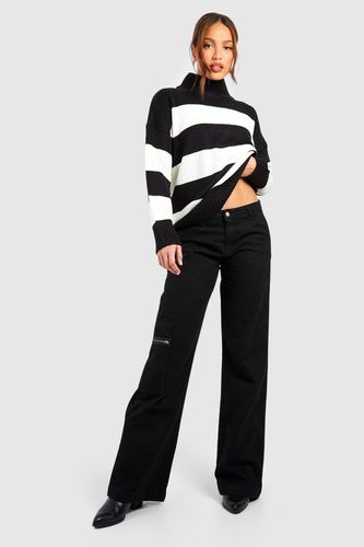 Womens Tall Low Rise Zip Pocket Cargo Jean - 10 - boohoo - Modalova