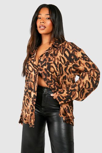 Womens Plus Leopard Print Satin Shirt - - 28 - boohoo - Modalova