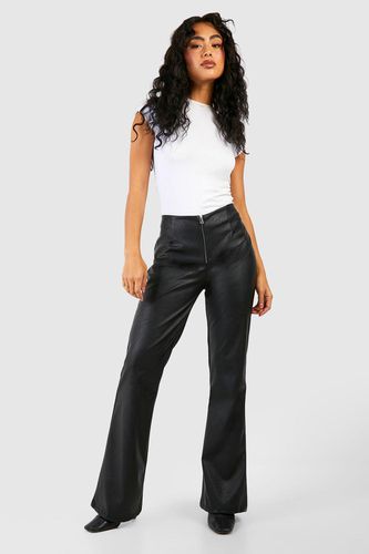 Womens Leather Look Zip Front Flare Trouser - - 12 - boohoo - Modalova
