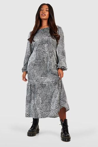 Womens Plus Woven Printed Lone Sleeve Satin Dress - - 18 - boohoo - Modalova