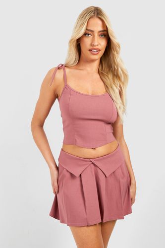 Womens Tie Shoulder Seam Detail Cami & Pleated Mini Skirt - - 12 - boohoo - Modalova