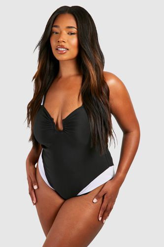 Womens Plus Mono Contrast Swimsuit - - 20 - boohoo - Modalova