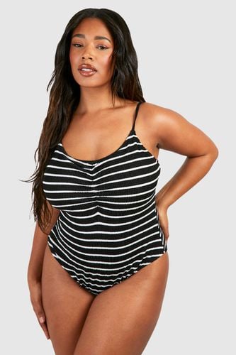 Womens Plus Crinkle Stripe Ruched Detail Swimsuit - - 18 - boohoo - Modalova