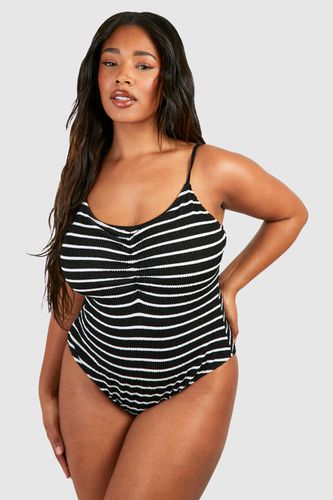 Womens Plus Crinkle Stripe Ruched Detail Swimsuit - - 20 - boohoo - Modalova