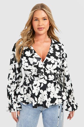 Womens Plus Floral Ruffle Wrap Top - - 24 - boohoo - Modalova