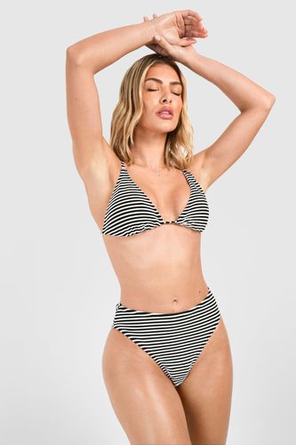 Womens Textured Stripe O-rings Triangle Bikini Top - - 10 - boohoo - Modalova