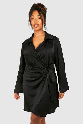 Womens Plus Satin Wrap Shirt Dress - - 18 - boohoo - Modalova