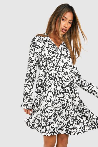 Womens Floral Smock Shirt Dress - - 16 - boohoo - Modalova