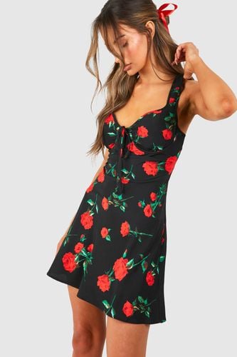 Womens Rose Print Satin Slip Mini Dress - - 10 - boohoo - Modalova
