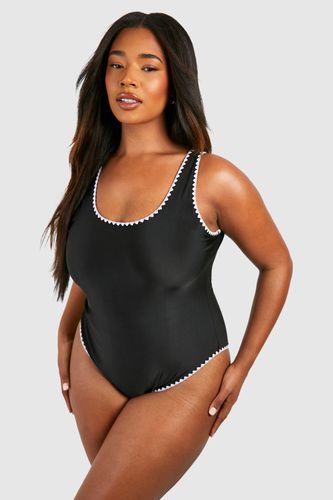 Womens Plus Contrast Stitch Scoop Neck Swimsuit - - 20 - boohoo - Modalova