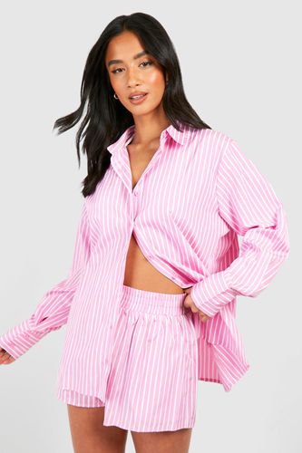 Womens Petite Stripe Beach Shirt - - 10 - boohoo - Modalova