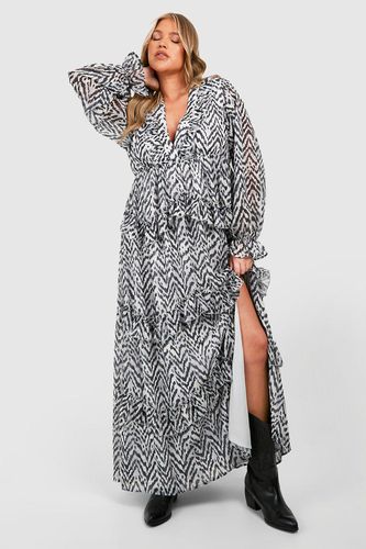 Womens Plus Animal Frill Plunge Ruffle Maxi Dress - - 22 - boohoo - Modalova