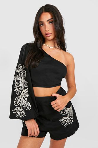 Womens Petite Asymmetric Embroidery Puff Sleeve Crop Top - - 12 - boohoo - Modalova