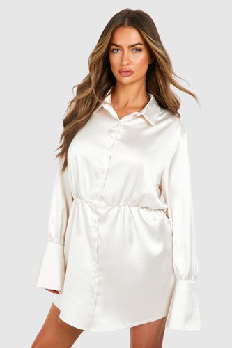 Womens Satin Shoulder Pad Mini Shirt Dress - - 12 - boohoo - Modalova