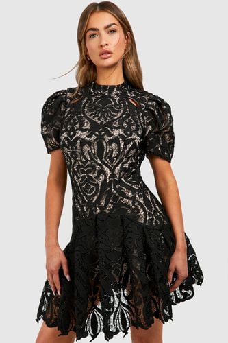 Womens Premium Crochet Lace Puff Sleeve Mini Dress - - 8 - boohoo - Modalova