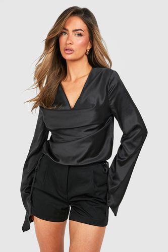 Womens Satin Cowl Long Sleeve Blouse - - 16 - boohoo - Modalova