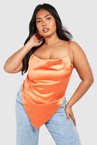 Womens Plus Satin Cowl Dipped Hem Cami Top - - 22 - boohoo - Modalova