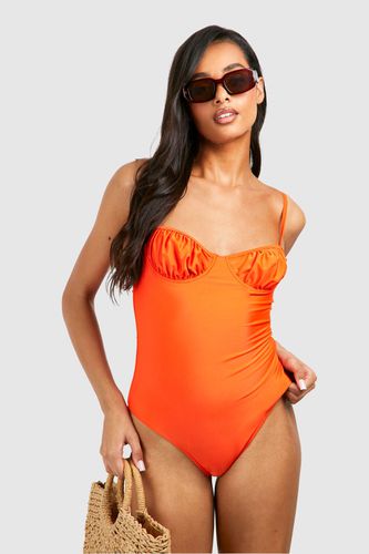 Womens Tall Ruched Cup Detail Swimsuit - - 10 - boohoo - Modalova