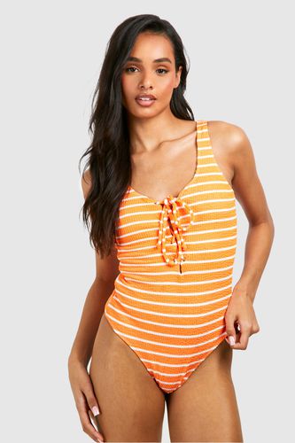 Womens Tall Crinkle Stripe Plunge Swimsuit - - 10 - boohoo - Modalova
