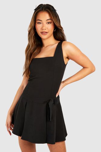 Womens Square Neck Pleated Drop Hem Mini Dress - - 10 - boohoo - Modalova