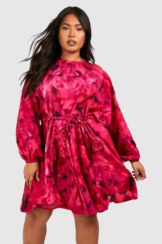Womens Plus Blur Print Godet Mini Dress - - 16 - boohoo - Modalova