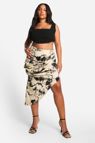 Womens Plus Woven Abstract Print Ruched Detail Midaxi Skirt - - 18 - boohoo - Modalova