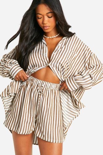 Womens Stripe Oversized Shirt And Short Beach Co-ord - - 10 - boohoo - Modalova