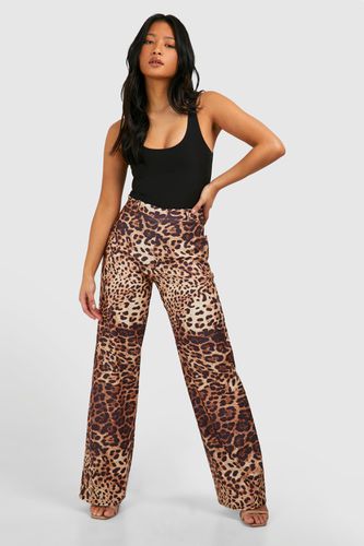 Womens Petite Leopard Print Straight Leg Bengaline Trouser - - 10 - boohoo - Modalova