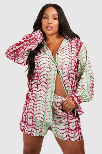 Womens Plus Tie Dye Oversized Shirt - - 22 - boohoo - Modalova