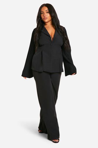 Womens Plus Pleated Flared Sleeve Tailored Blazer - - 20 - boohoo - Modalova