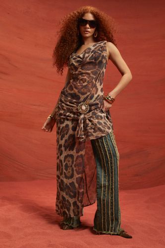 Womens Chiffon Leopard Belt Buckle Maxi Dress - - 12 - boohoo - Modalova
