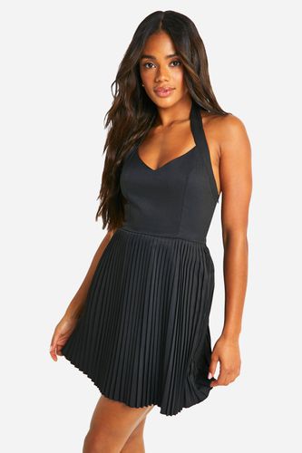 Womens Pleated Skirt Halterneck Mini Dress - - 18 - boohoo - Modalova