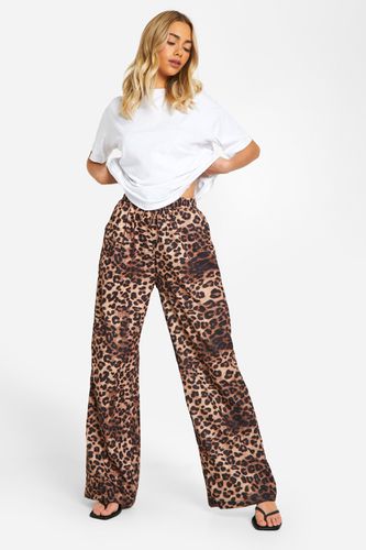 Womens Leopard Wide Leg Tie Waist Trouser - - 10 - boohoo - Modalova